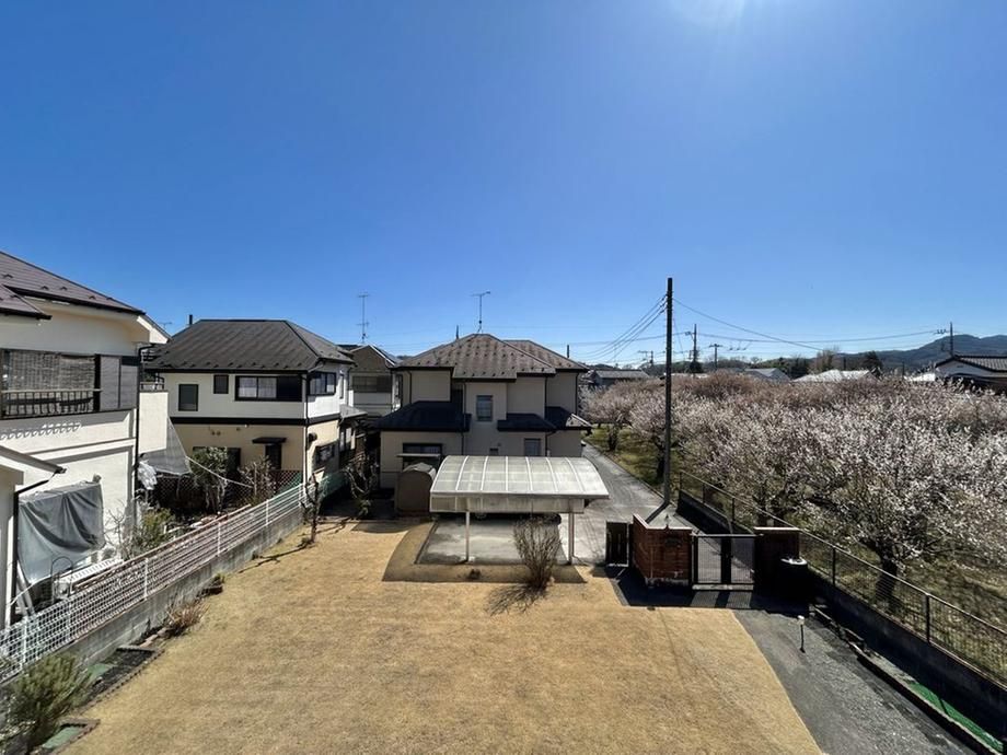 4LDK+S Detached House with Large Garden in Hachioji, Tokyo - Thumbnail 2