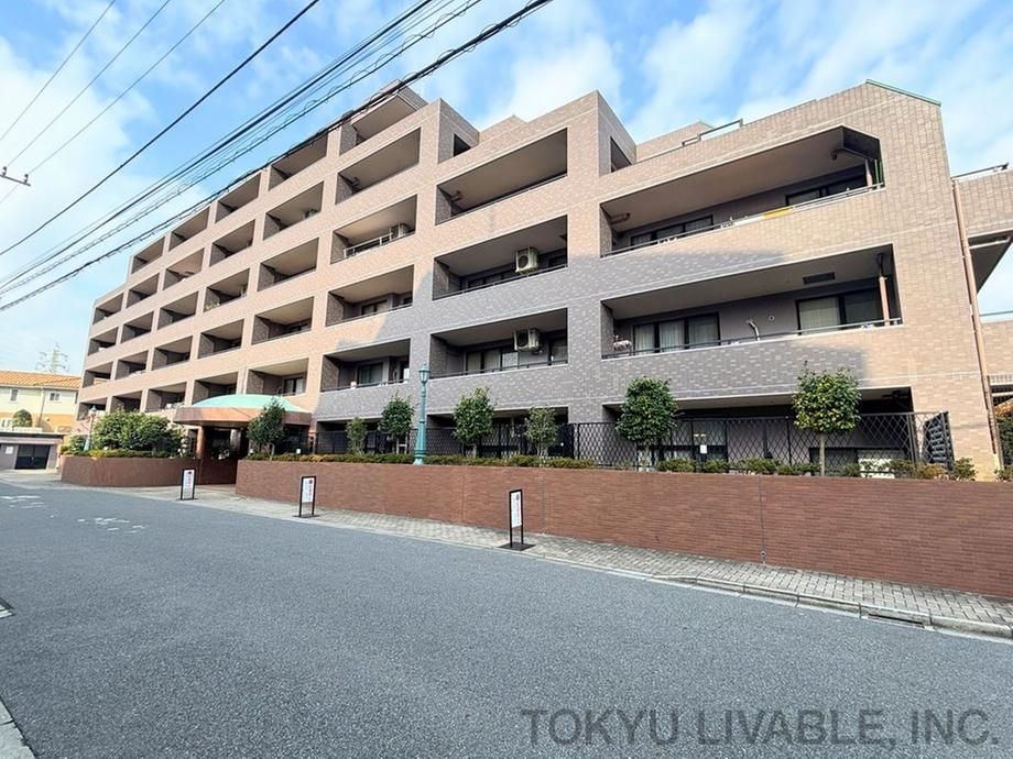 Renovated 3LDK Apartment in Funabashi, Chiba - 86m² - Thumbnail 3