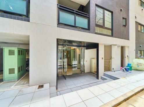 2LDK Apartment for Sale in Chuo-ku, Tokyo – 52.28 m² - Thumbnail 2