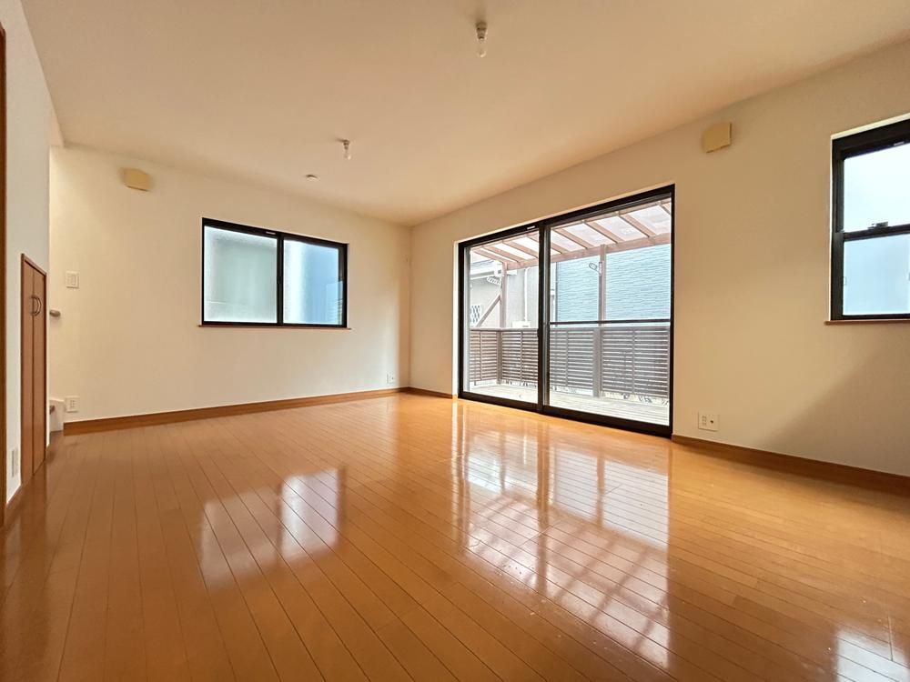 Renovated 3LDK House in Akishima with Parking - Thumbnail 3