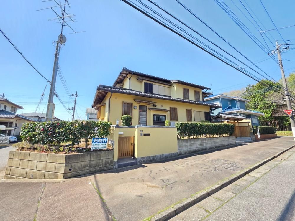 4LDK+S Renovated House in Ryugasaki, Ibaraki - 34.8M Yen - Thumbnail 2