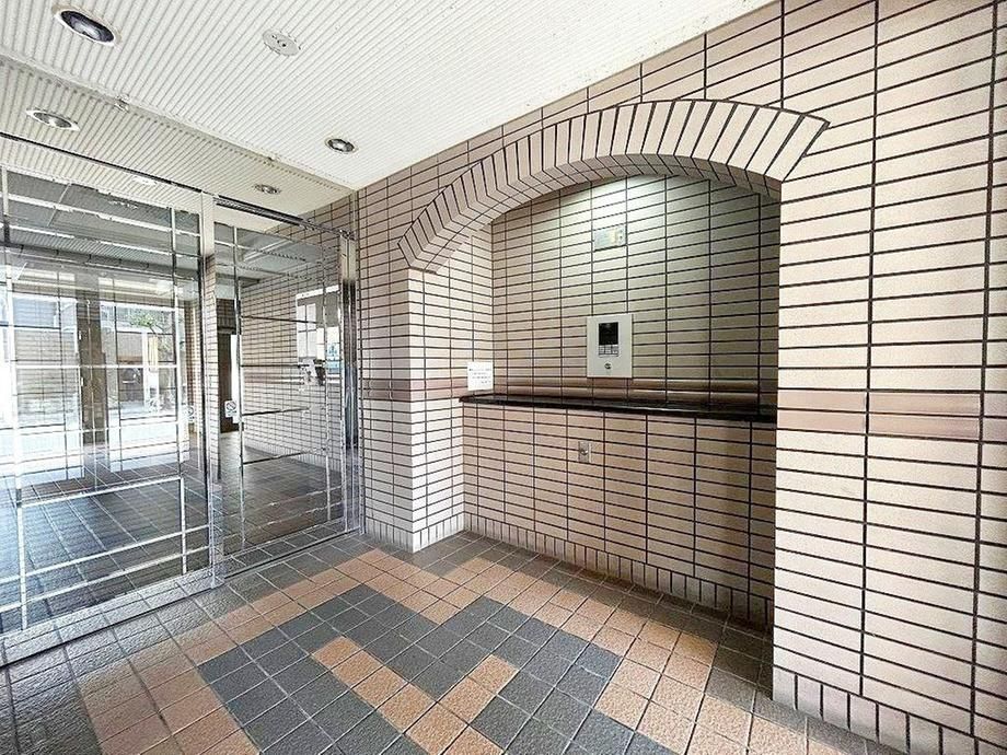 4LDK Apartment for Sale in Jonan Ward, Fukuoka with Private Garden - Thumbnail 3