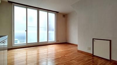 Multi-Unit House for Sale in Hakodate, Hokkaido - 222 sqm - Thumbnail 3