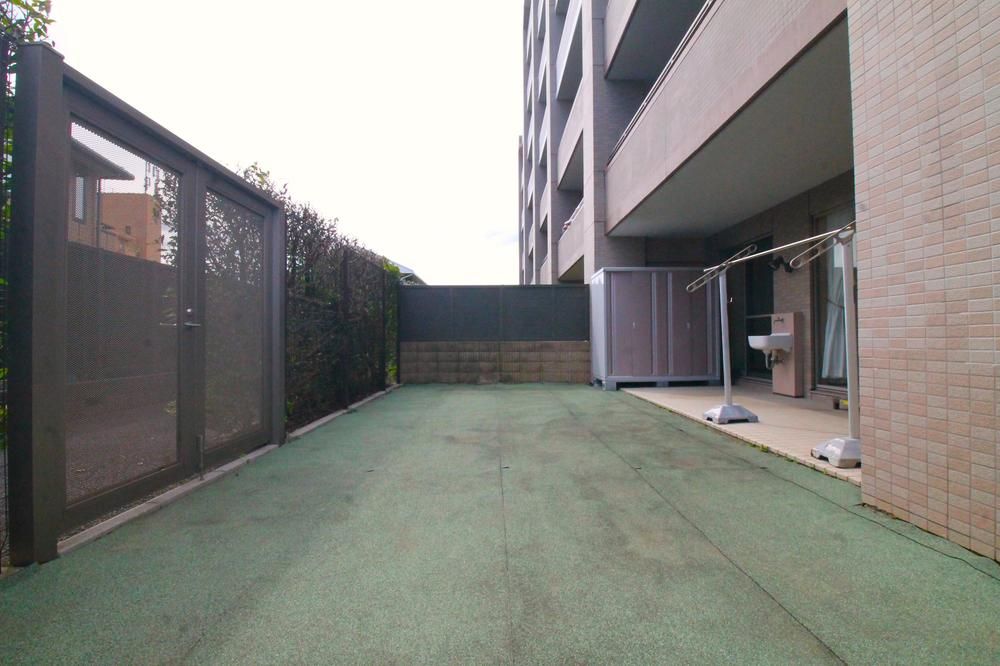 4LDK Apartment with Private Garden in Mito City, Ibaraki - Thumbnail 4