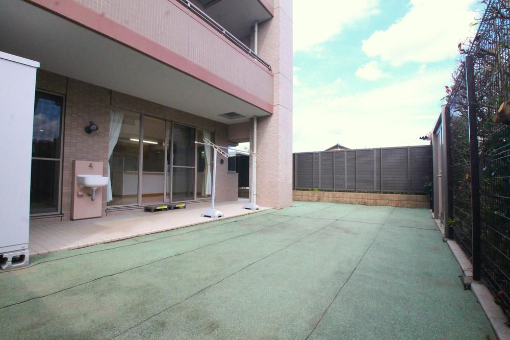4LDK Apartment with Private Garden in Mito City, Ibaraki - Thumbnail 3