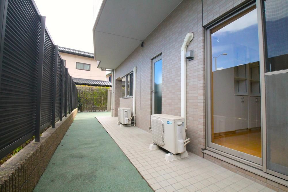 4LDK Apartment with Private Garden in Mito City, Ibaraki - Thumbnail 2