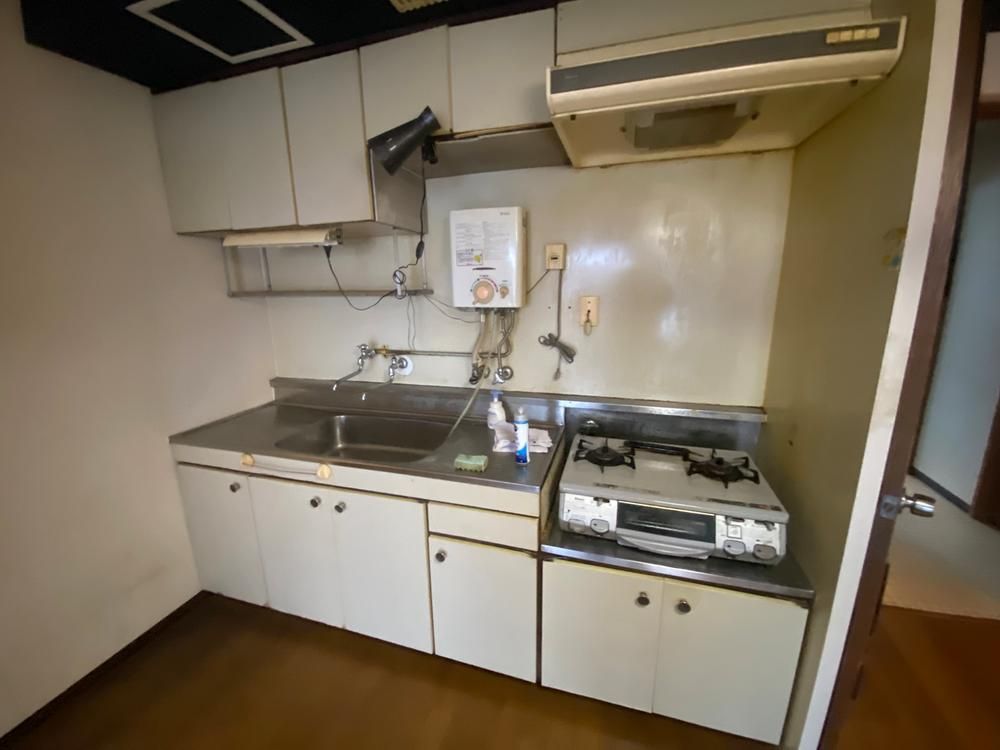 4LDK Apartment for Sale Near Shiroishi Station in Sapporo - Thumbnail 3