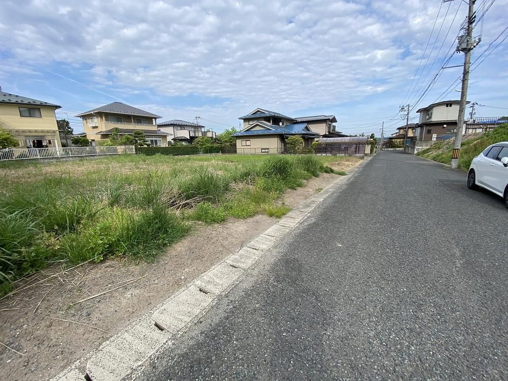 275 sqm Land for Sale in Miyagidai, Aoba-ku, Sendai - Thumbnail 2