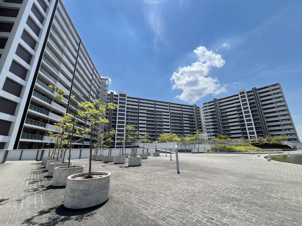 4LDK Apartment for Sale in Saitama City, 92.87 sqm - Thumbnail 2