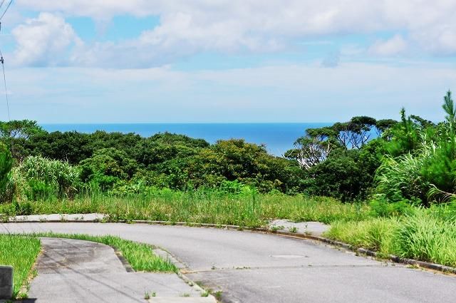 Ocean View Land for Sale in Nakijin Village, Okinawa - 790 sqm - Thumbnail 3