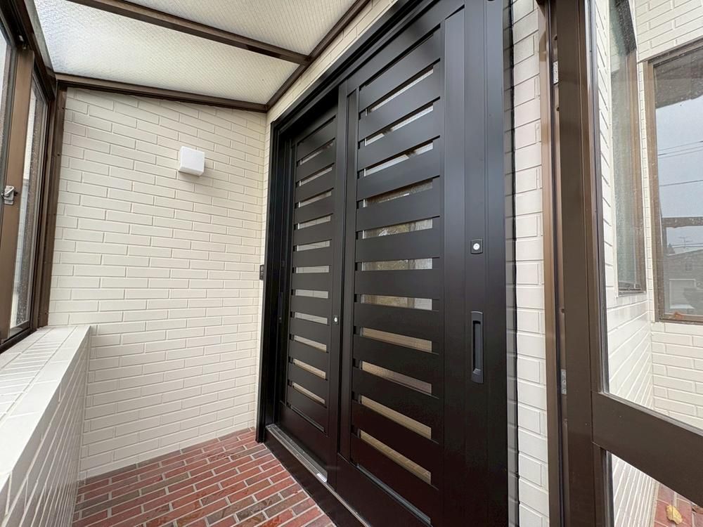 Renovated 4LDK House with Garage in Date, Hokkaido - 17,800,000 Yen - Thumbnail 4