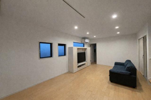 2023-Built 3LDK House with 3-Car Parking in Chikuzen Town - Thumbnail 3