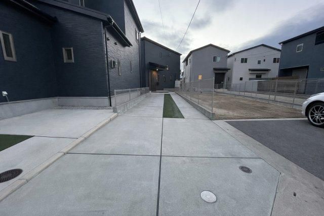 2023-Built 3LDK House with 3-Car Parking in Chikuzen Town - Thumbnail 2