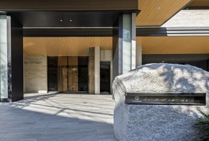 New 2LDK Apartment in Kita Ward, Osaka at The Park House Umeda Tower - Thumbnail 2