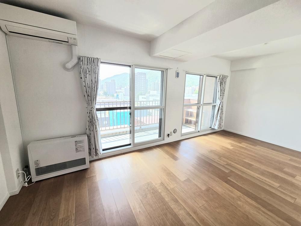 Renovated 2LDK Apartment for Sale in Chuo Ward, Sapporo - Thumbnail 4