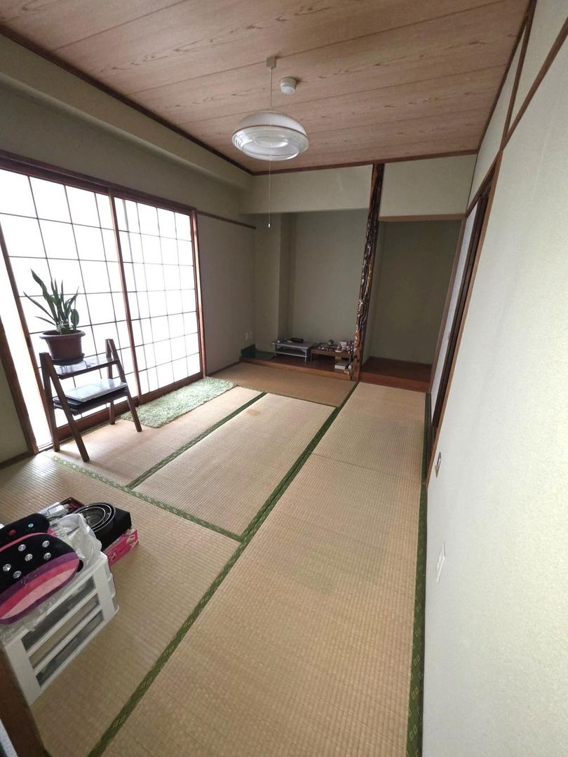 3LDK Apartment for Sale in Oita City, Oita Prefecture - Thumbnail 4