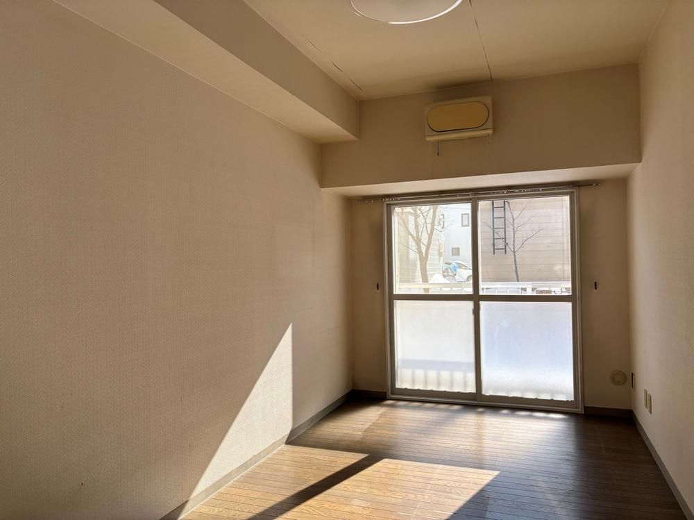 3LDK Apartment for Sale in Minami-ku, Sapporo, Hokkaido - Thumbnail 4