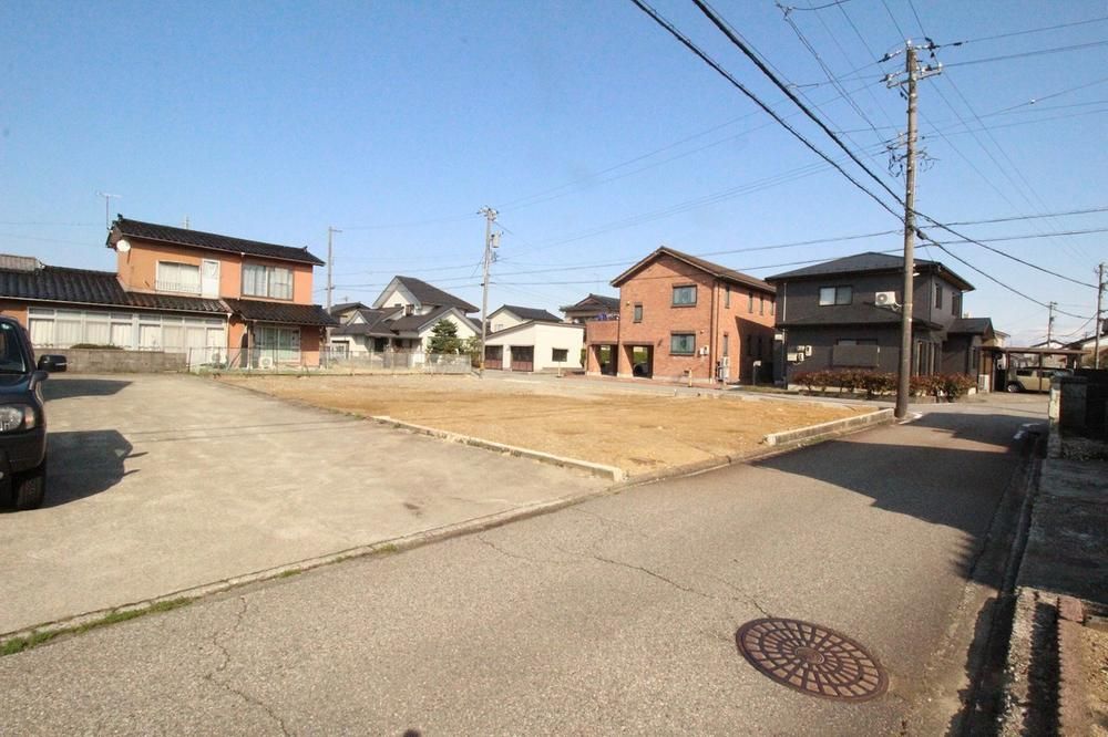 344sqm Building Lot for Sale in Takaoka, Toyama - Thumbnail 4