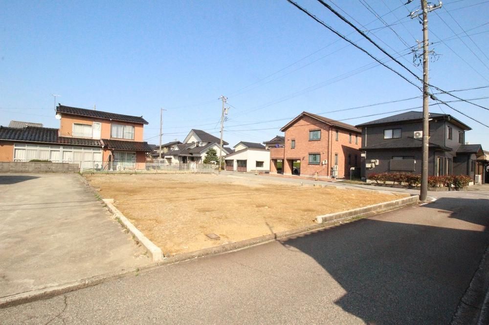 344sqm Building Lot for Sale in Takaoka, Toyama - Thumbnail 3