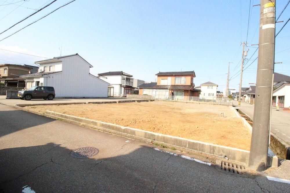 344sqm Building Lot for Sale in Takaoka, Toyama - Thumbnail 2