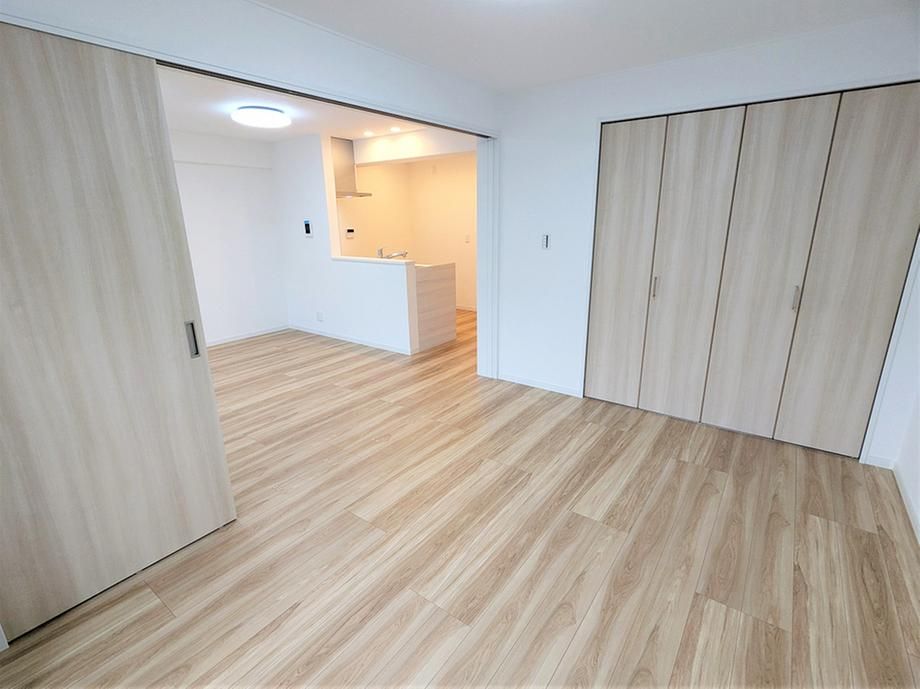 Renovated 3LDK Apartment in Funabashi for Sale - Thumbnail 4