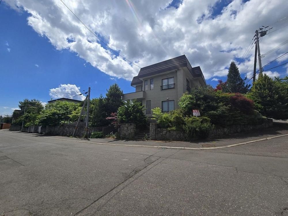 Land for Sale in Asahigaoka, Chuo Ward, Sapporo – 668 sqm - Thumbnail 2