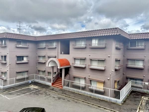3LDK Apartment for Sale in Tama Ward, Kawasaki - Thumbnail 2