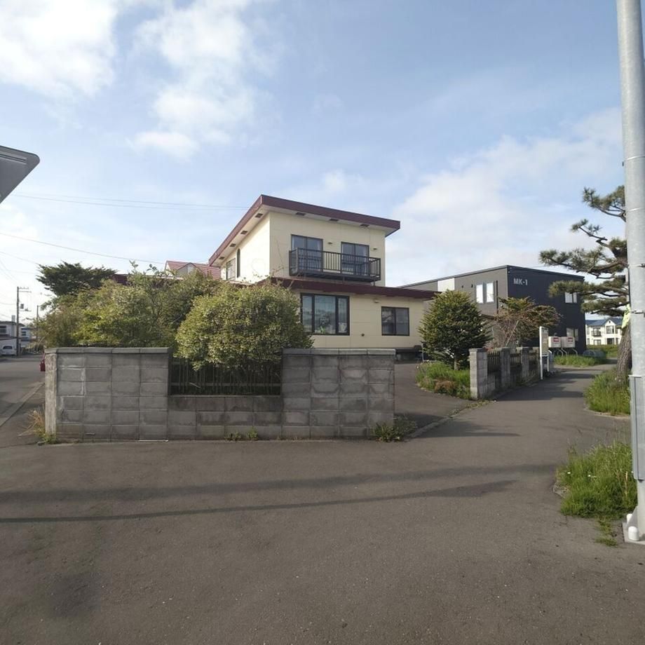 Spacious 5LDK Used House in Tomakomai, Hokkaido - Thumbnail 3