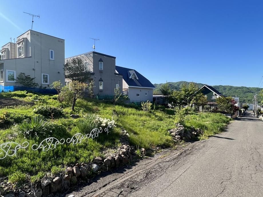 Land for Sale in Minami-ku, Sapporo - 316m2 - Thumbnail 2