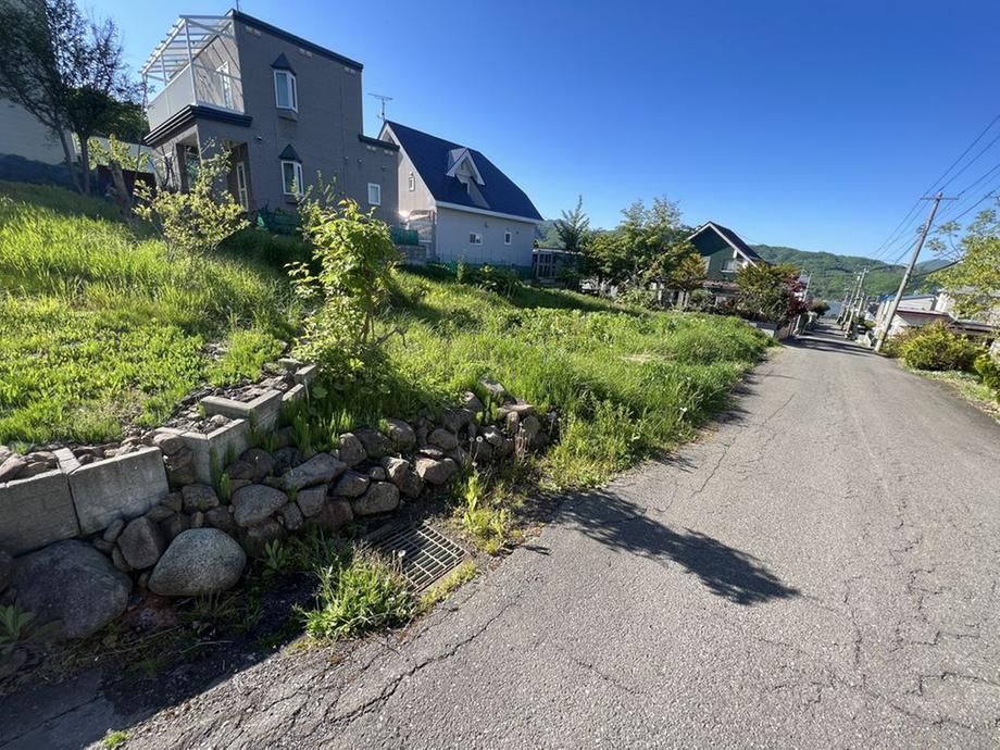 Land for Sale in Minami-ku, Sapporo - 316m2 - Thumbnail 3