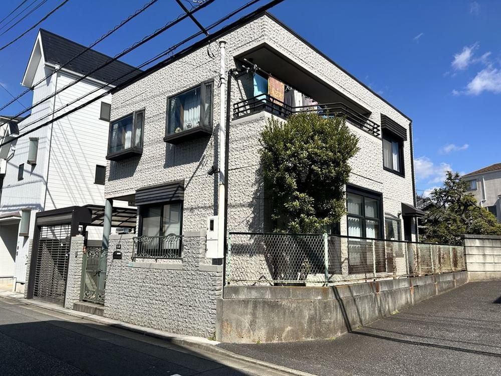 3LDK Custom-Built House for Sale in Edogawa, Tokyo - Thumbnail 2