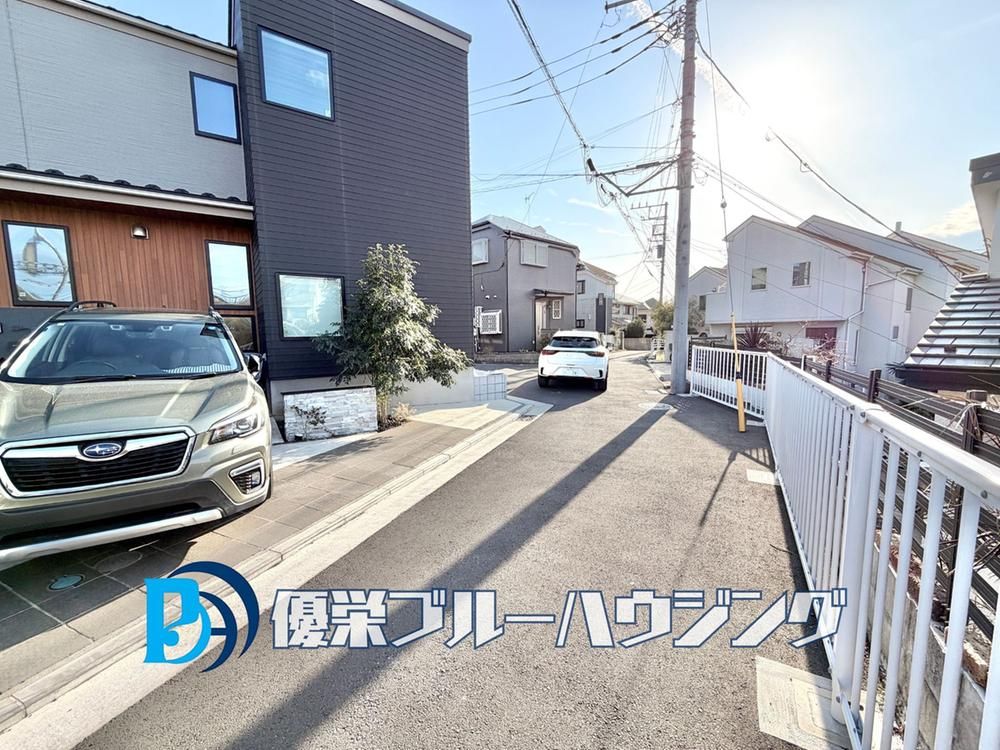 170m2 Land for Sale in Yokohama Naka Ward Near Yamate Station - Image 1
