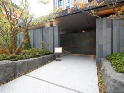 2LDK Apartment for Sale in Shibuya, Tokyo - 81.39m2 - Thumbnail 2