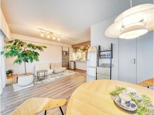 2LDK Apartment for Sale in Saitama Kita Ward - 71.5m2 - Thumbnail 3