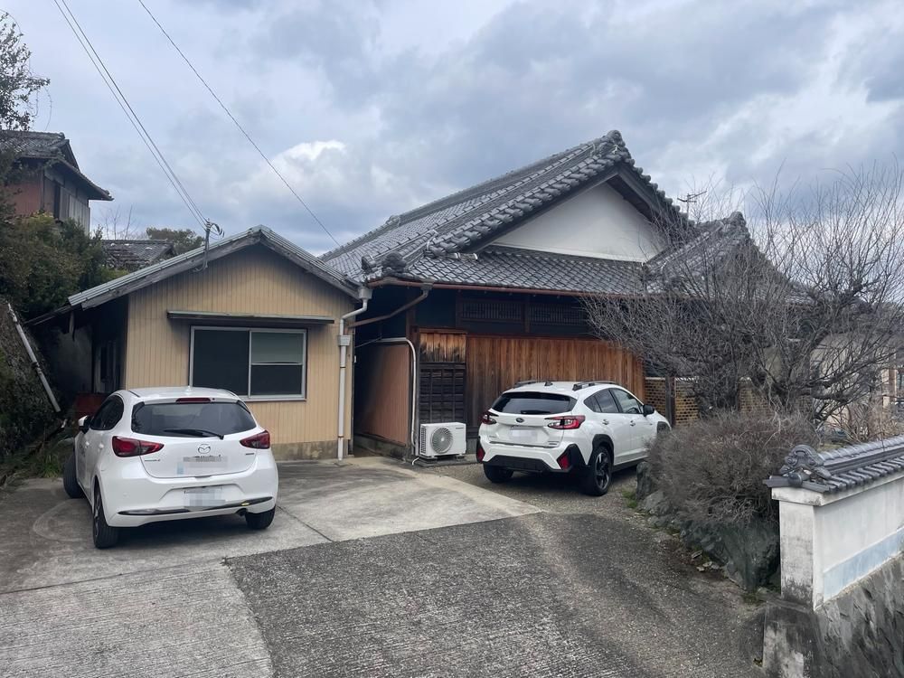 4DK House for Sale in Kainan City, Wakayama – 154m² - Thumbnail 2