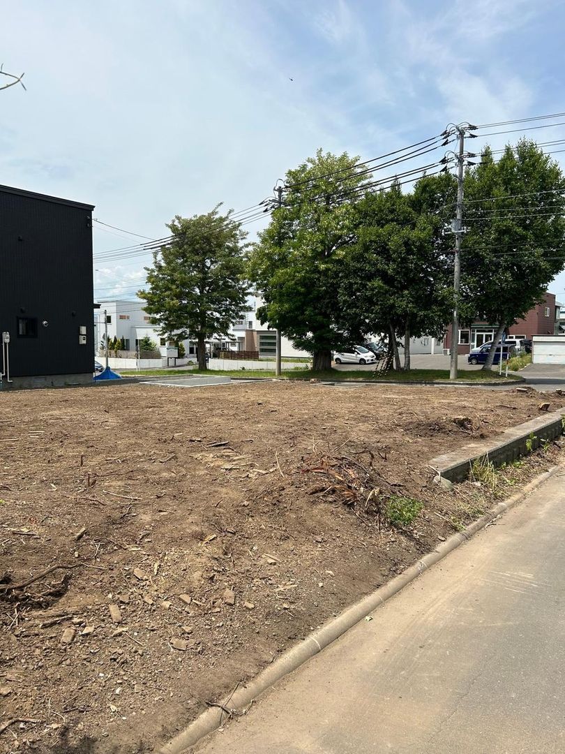 Land for Sale in Ebetsu, Hokkaido - 317.75m² Corner Lot - Thumbnail 4