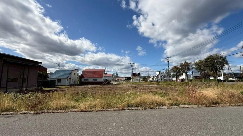 Large 1752m2 Corner Land Plot in Shibetsu, Hokkaido - Thumbnail 4