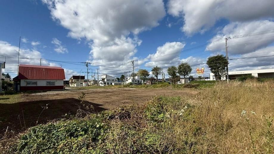 Large 1752m2 Corner Land Plot in Shibetsu, Hokkaido - Thumbnail 3