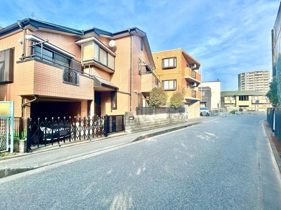 Land for Sale in Sagamihara, Kanagawa – 107 sqm, South-Facing - Thumbnail 4