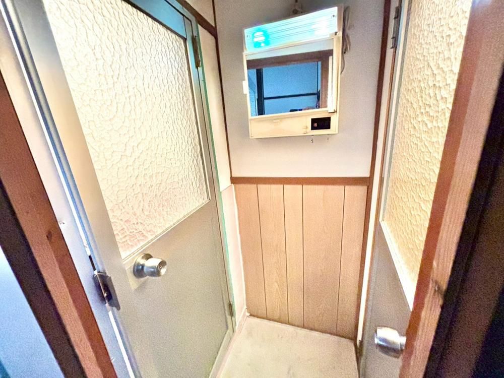 3K Terrace House for Sale in Higashitarumi, Kobe - 2.4 Million Yen - Thumbnail 3