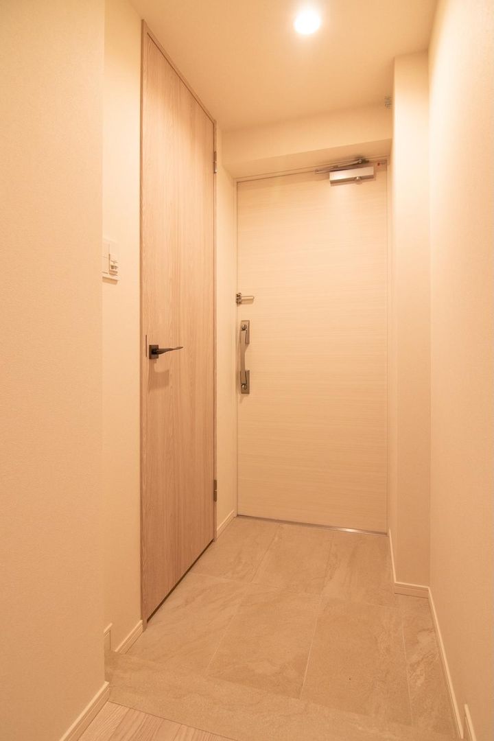3LDK New Apartment for Sale in Makuhari Bay Park, Chiba - Thumbnail 2