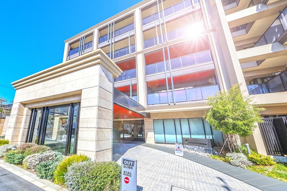 3LDK Apartment for Sale in Konan-ku, Yokohama - Thumbnail 4