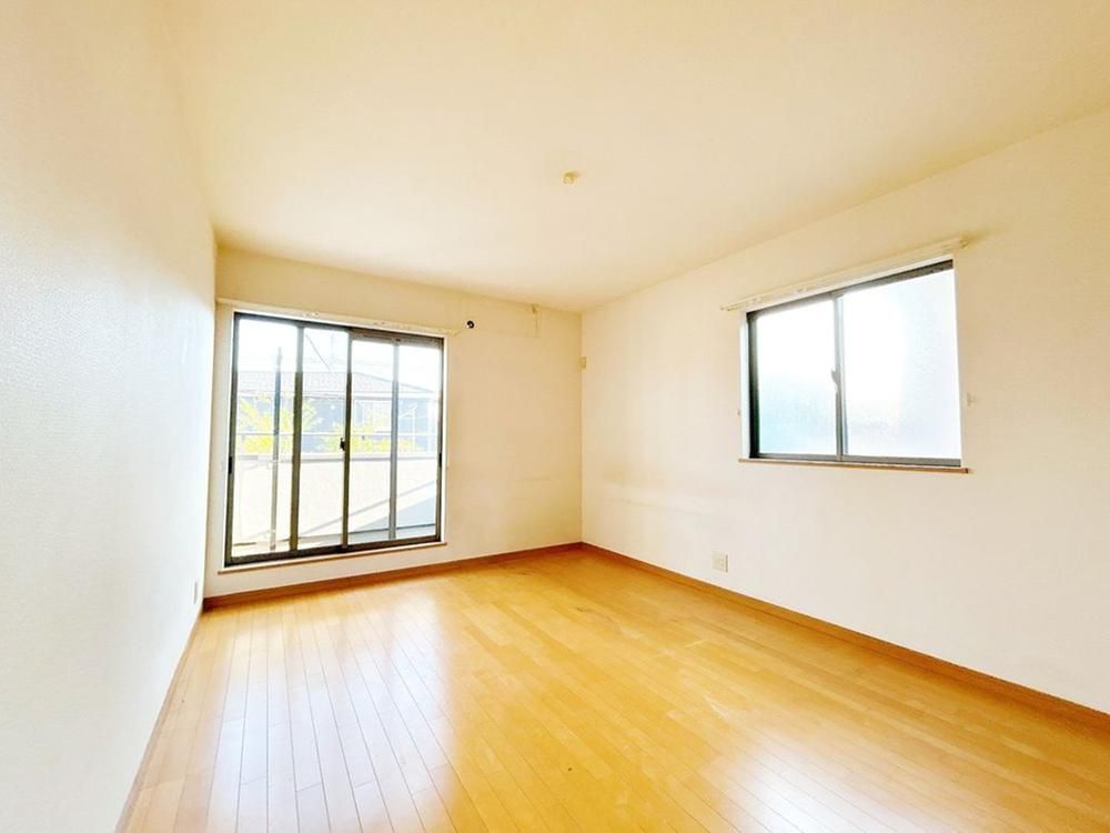 Renovated 4LDK House in Funabashi, Chiba - 27,990,000 Yen - Thumbnail 3