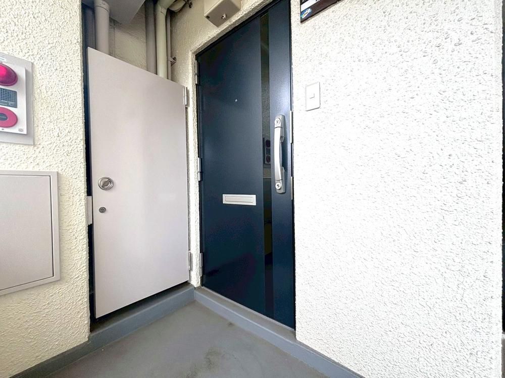 Fully Renovated 3LDK Apartment near Futamatagawa Station in Yokohama - Thumbnail 4
