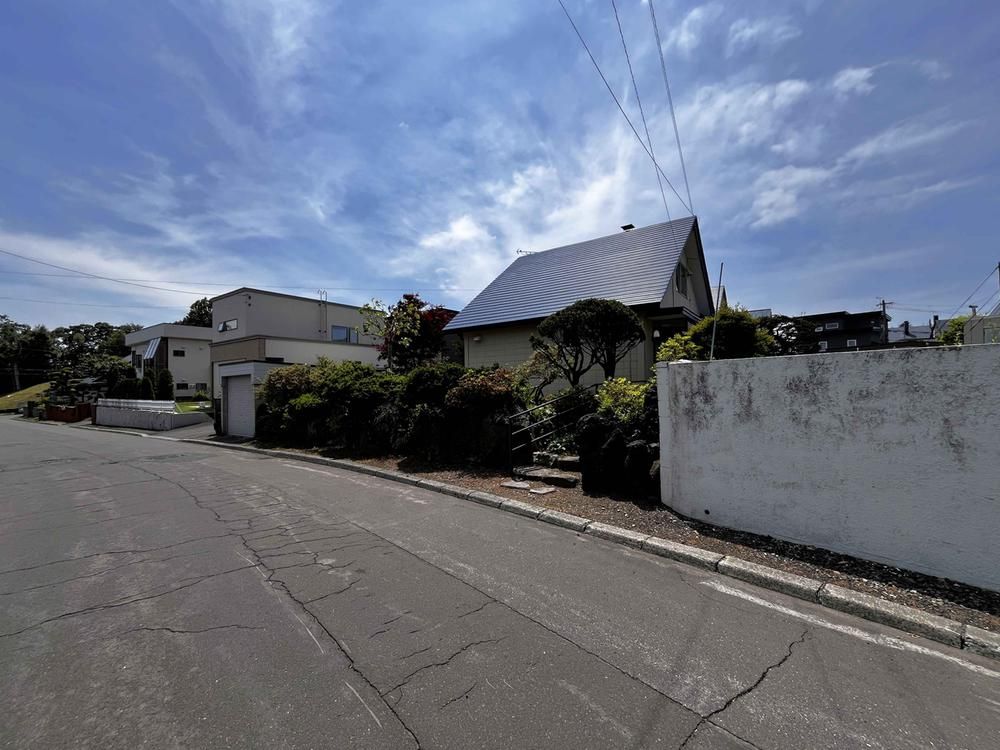 Land for Sale in Kitahiroshima, Hokkaido - 338 sqm - Thumbnail 3