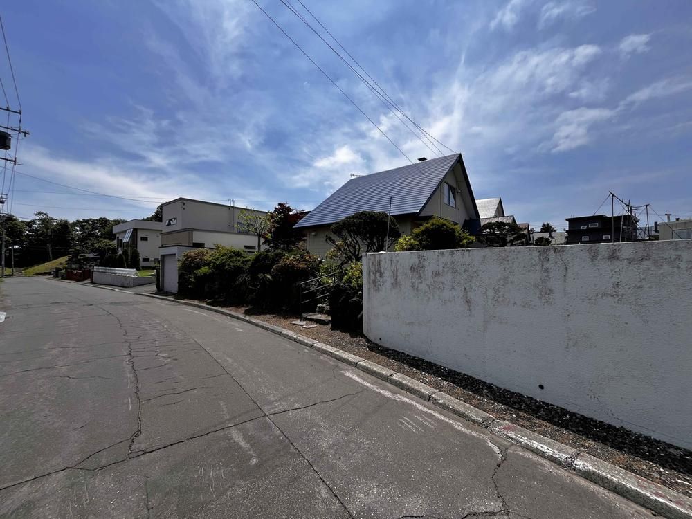Land for Sale in Kitahiroshima, Hokkaido - 338 sqm - Thumbnail 2