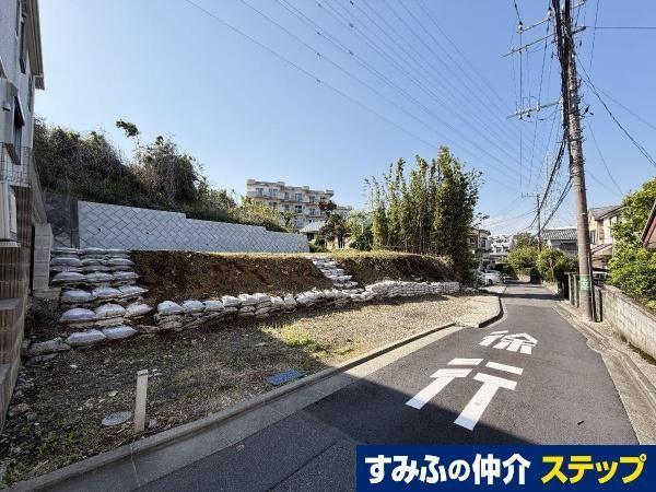 Land for Sale in Totsuka-ku, Yokohama - 293.49 m² - Thumbnail 2