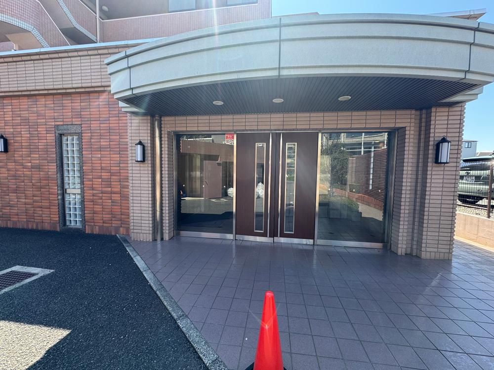 Renovated 2LDK Apartment in Tama Ward, Kawasaki for Sale - Thumbnail 4