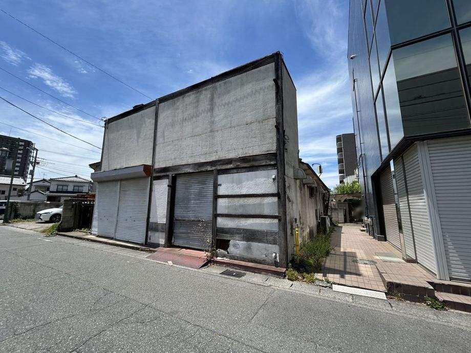 Land for Sale in Honjo, Saitama - 160.6 sqm Near Station - Thumbnail 2
