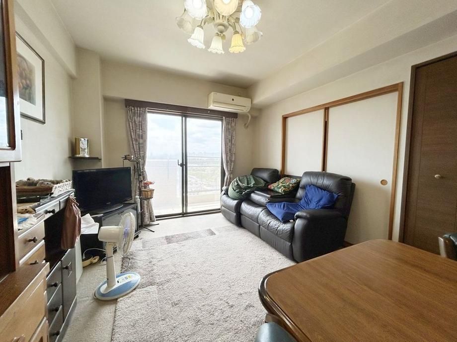 4LDK Top Floor Corner Apartment in Toride, Ibaraki - 75.9 sqm - Thumbnail 4